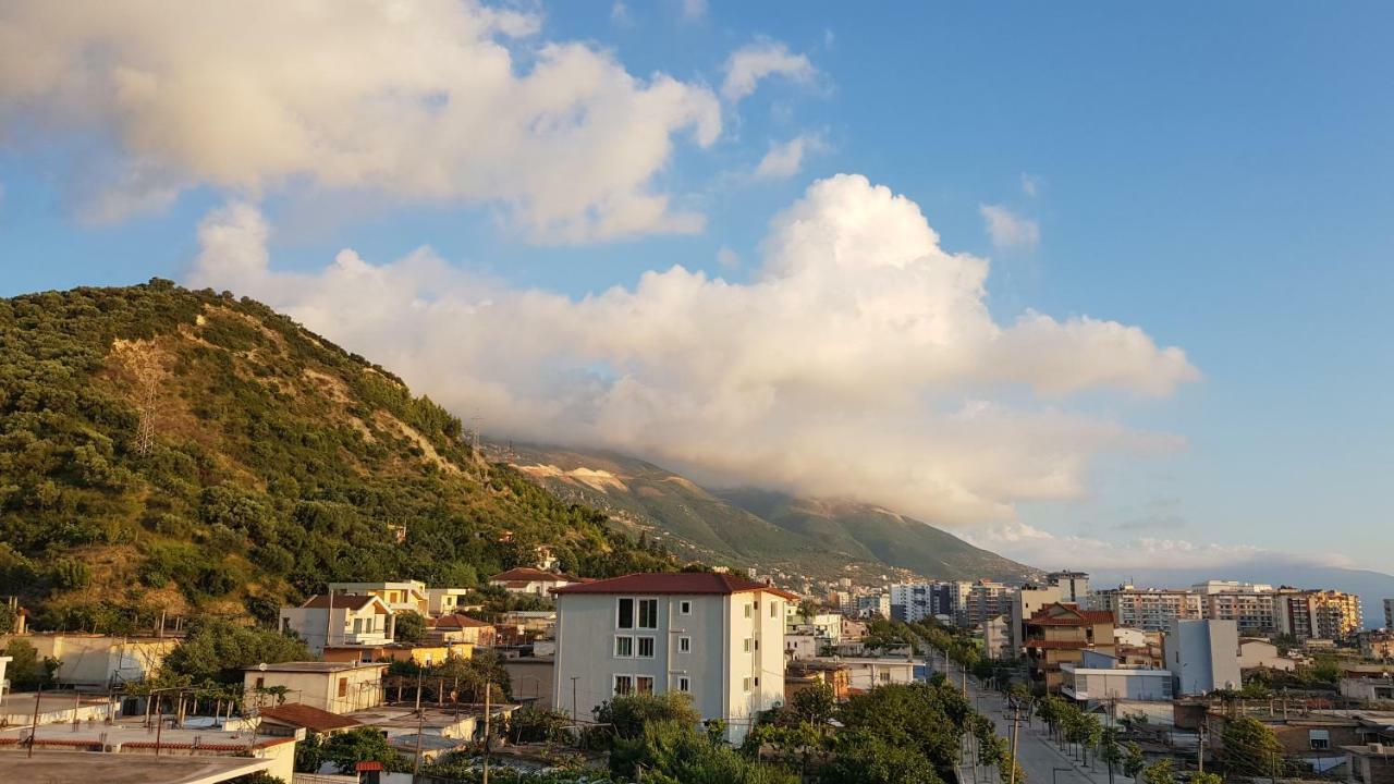 Hc Hotel & Suites Vlorë Exterior foto